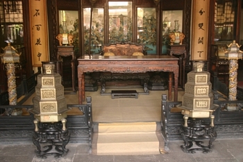 Room in Hall of Happiness and Longevity